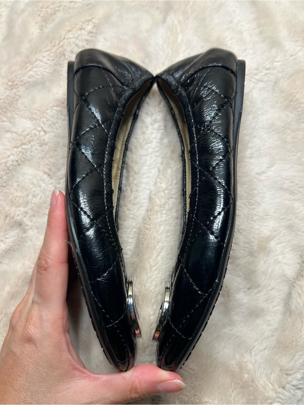 black quilted leather Michael Michael Kors Fulton ballet flats size 6 - Picture 4 of 6